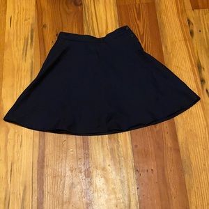 Tommy Hilfiger navy skirt sz. 4